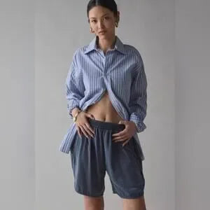 NWT BDG Aura Satin Baggy Longline Short • Size Medium