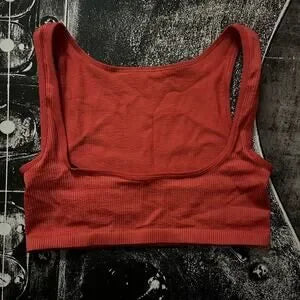NWT Urban Outfitters Out From Under Sporty Seamless Bra Top • Coral • Size M/L