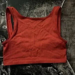 NWT Urban Outfitters Out From Under Sporty Seamless Bra Top • Coral • Size M/L