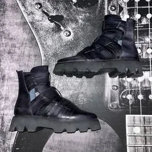 NIB FP Boots